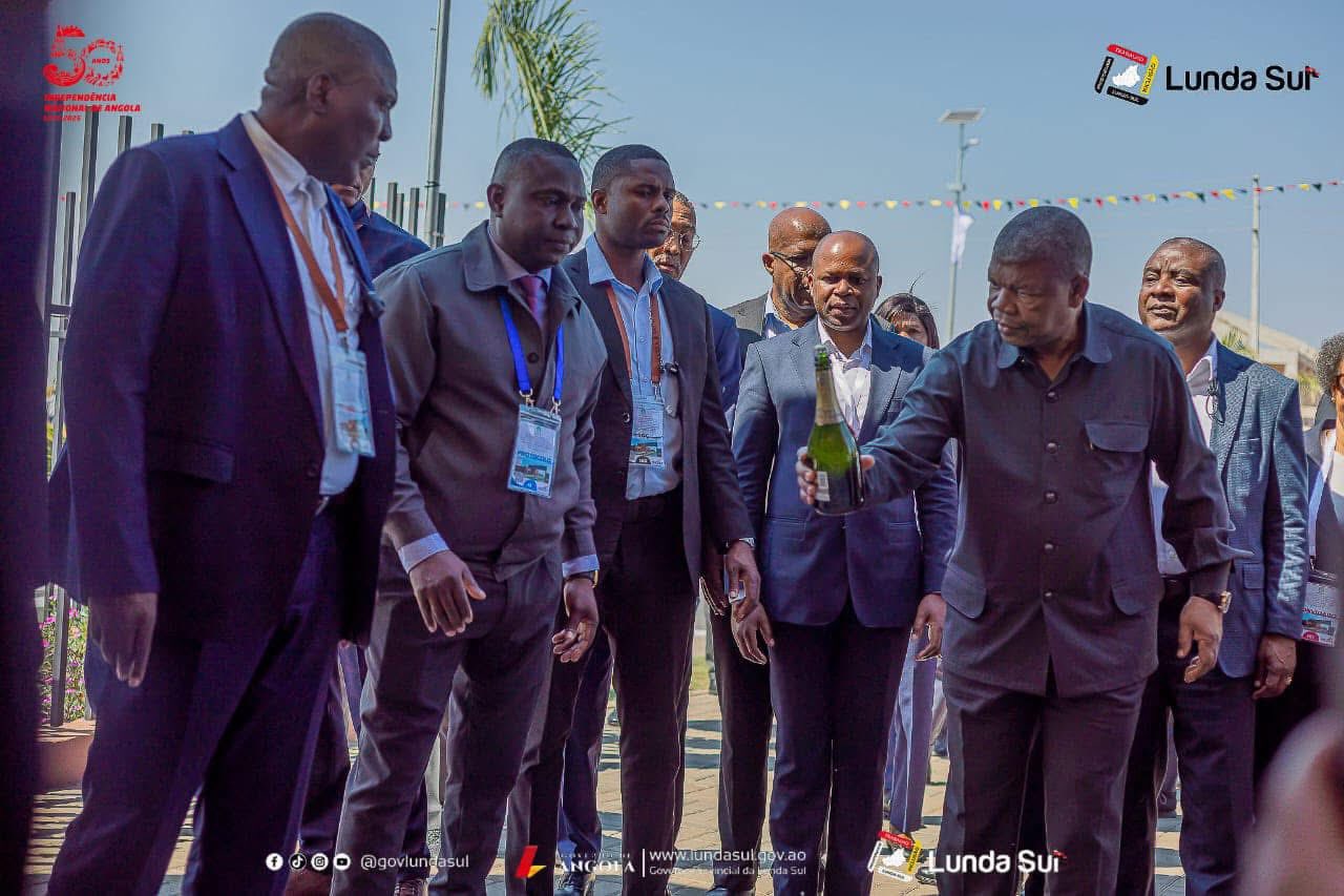 Inauguração do polo universitário pelo Presidente João Lourenço